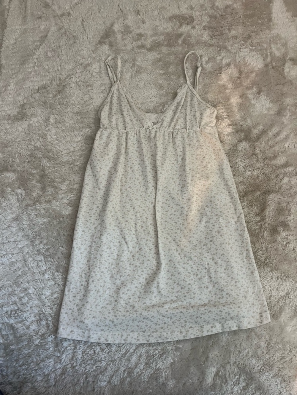 Brandy Melville OS Women’s Cream Floral Dress